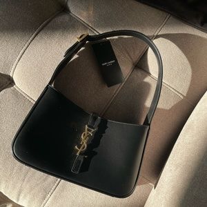YSL HOBO BAG [local $1,700]